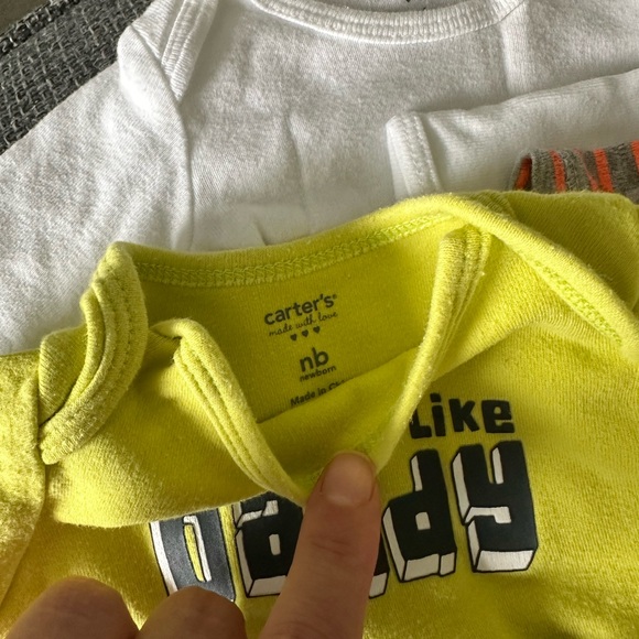 Set of 13 newborn clothes, used - Picture 2 of 6